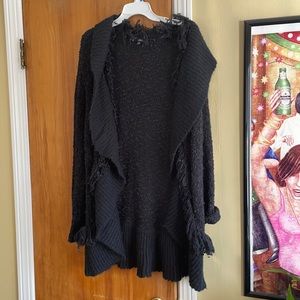 Sioni long black sweater